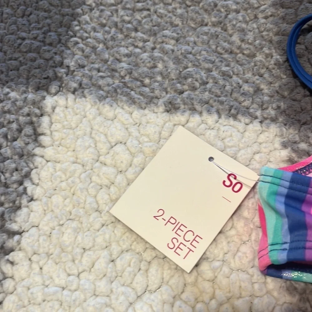 New Girl’s Rainbow Stripe Bikini Size 4/5 SPF 50+ Rashguard NWT